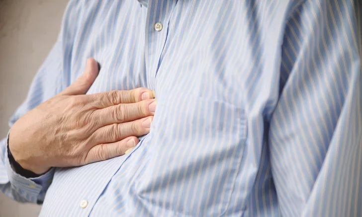 How can acid reflux be cured?